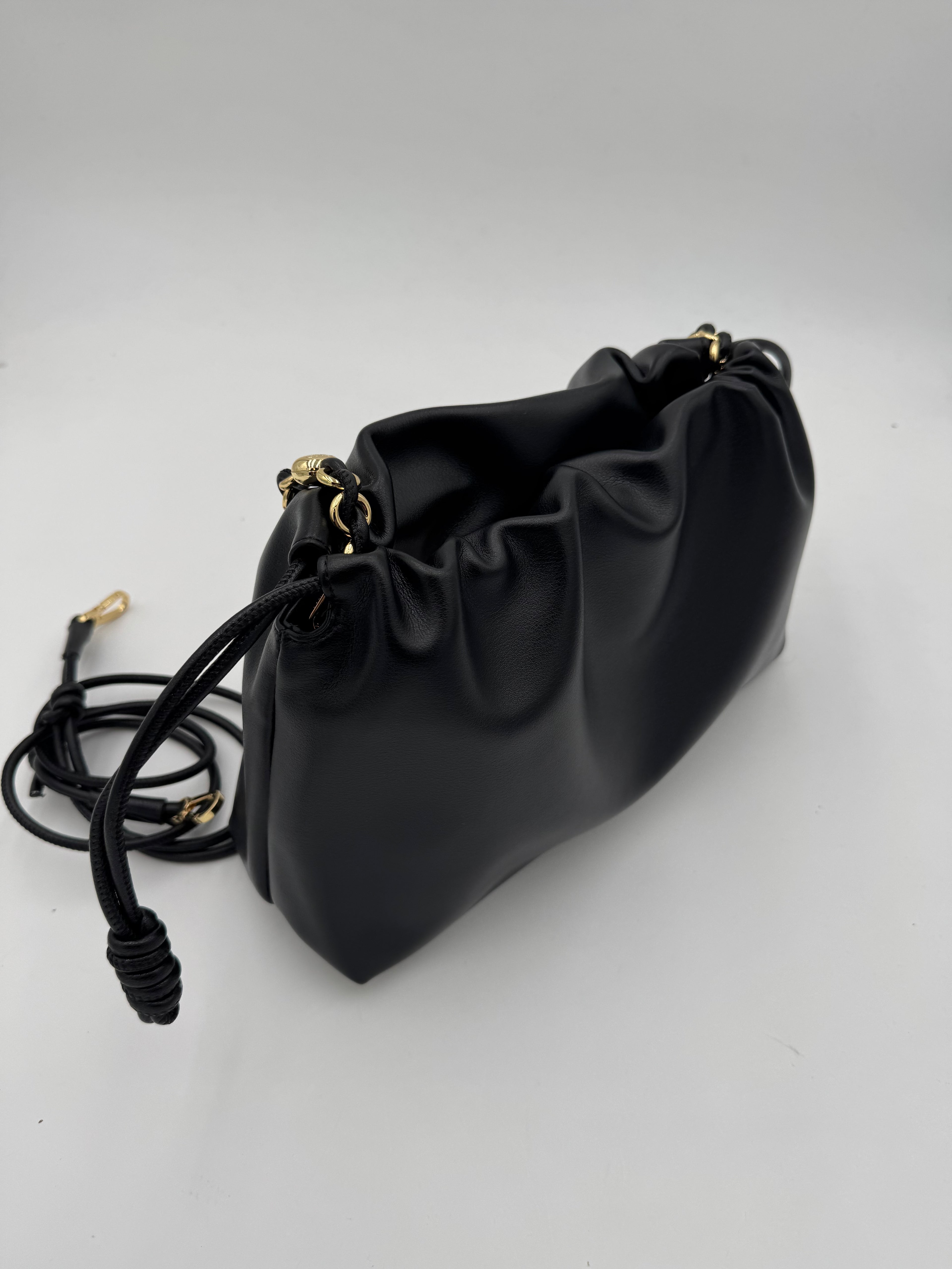 Borsa lowy black
