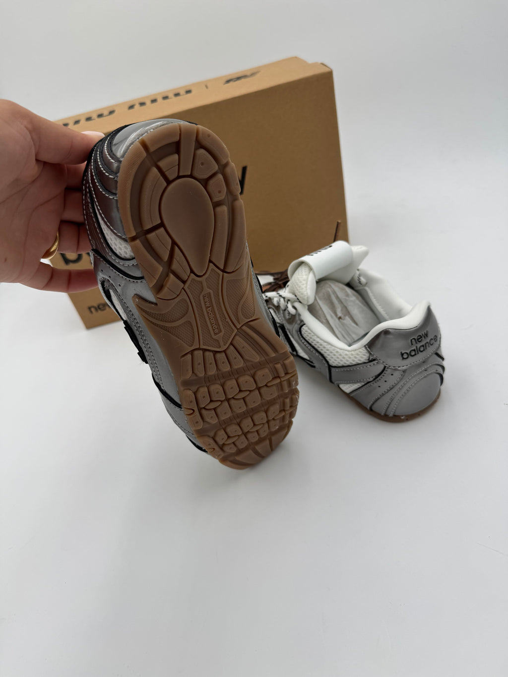 Sneakers new argento