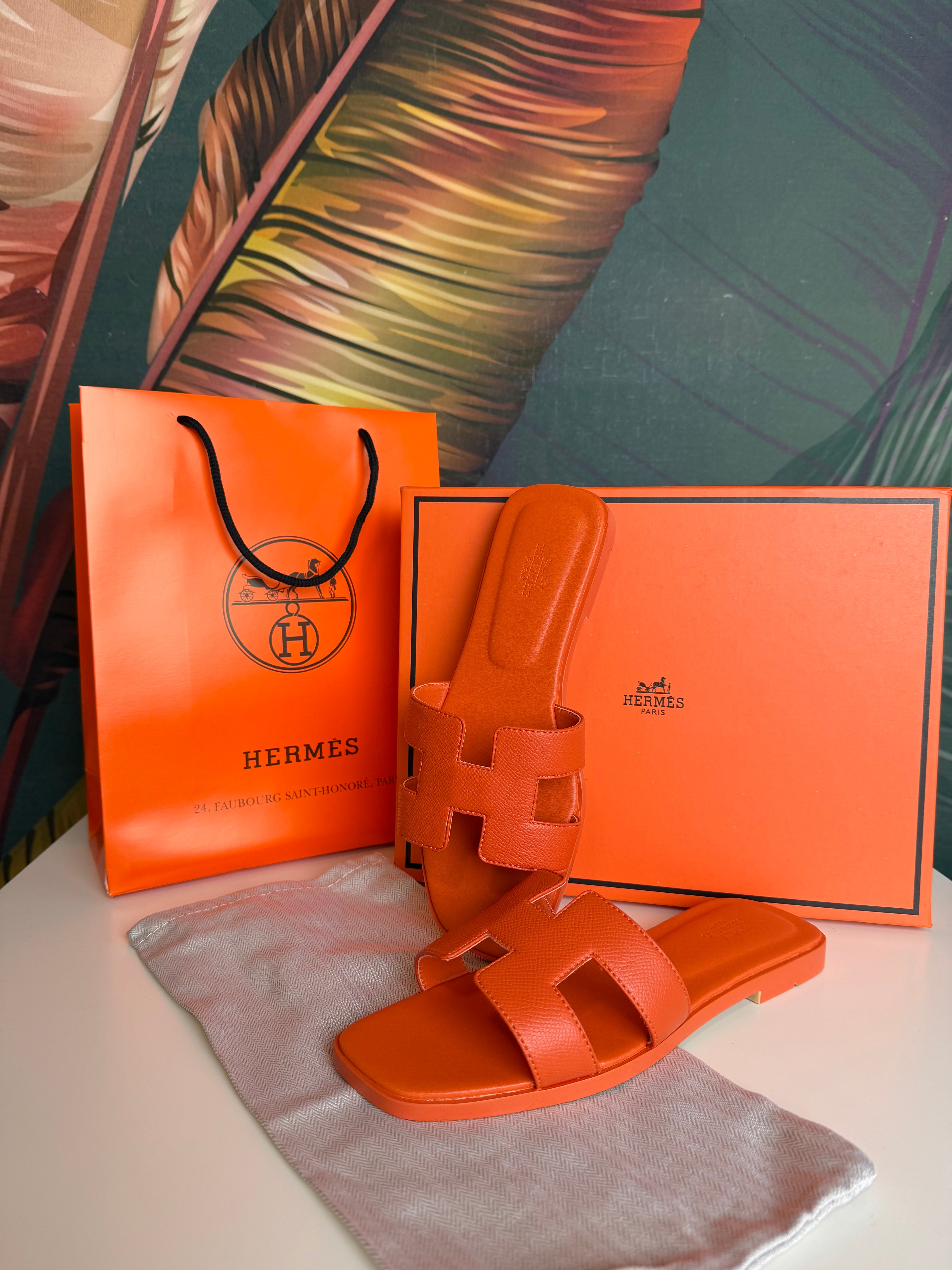 Ciabby H orange