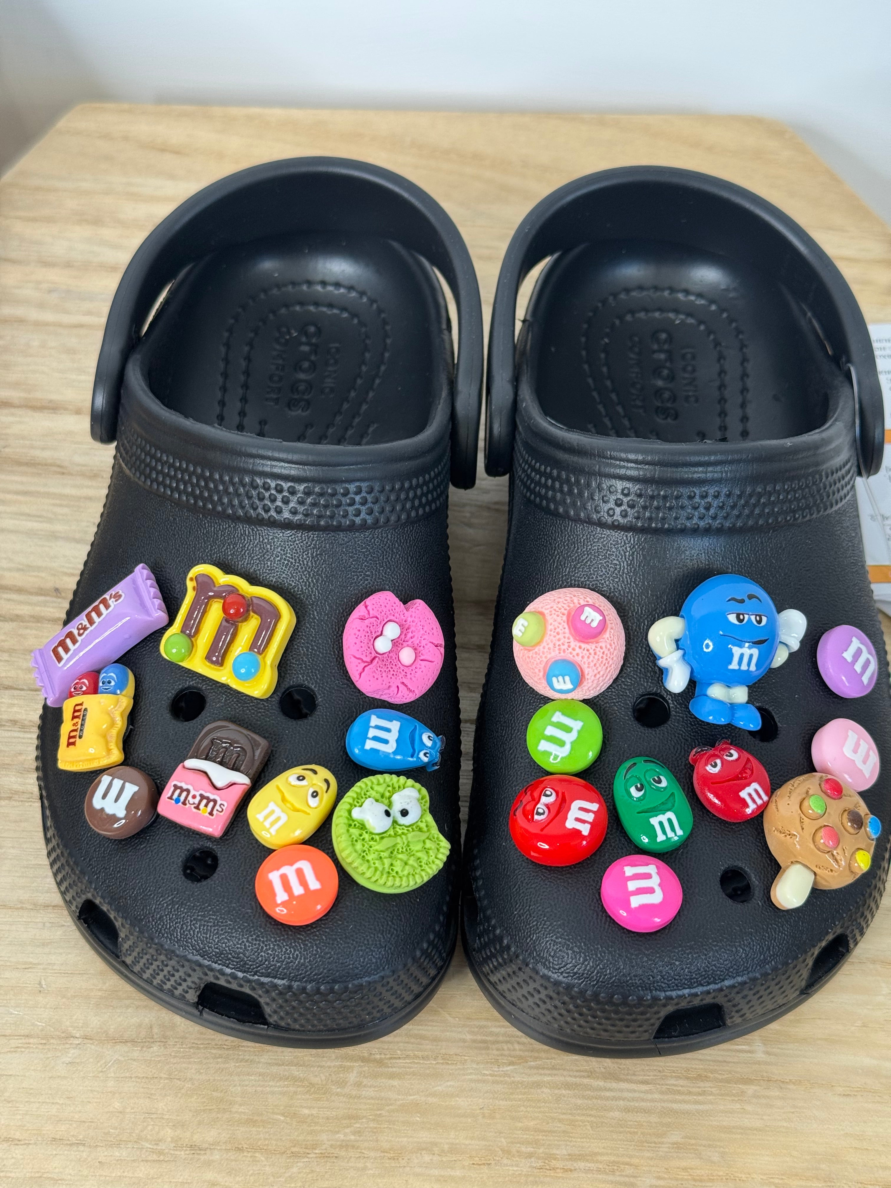 Set charm m&m