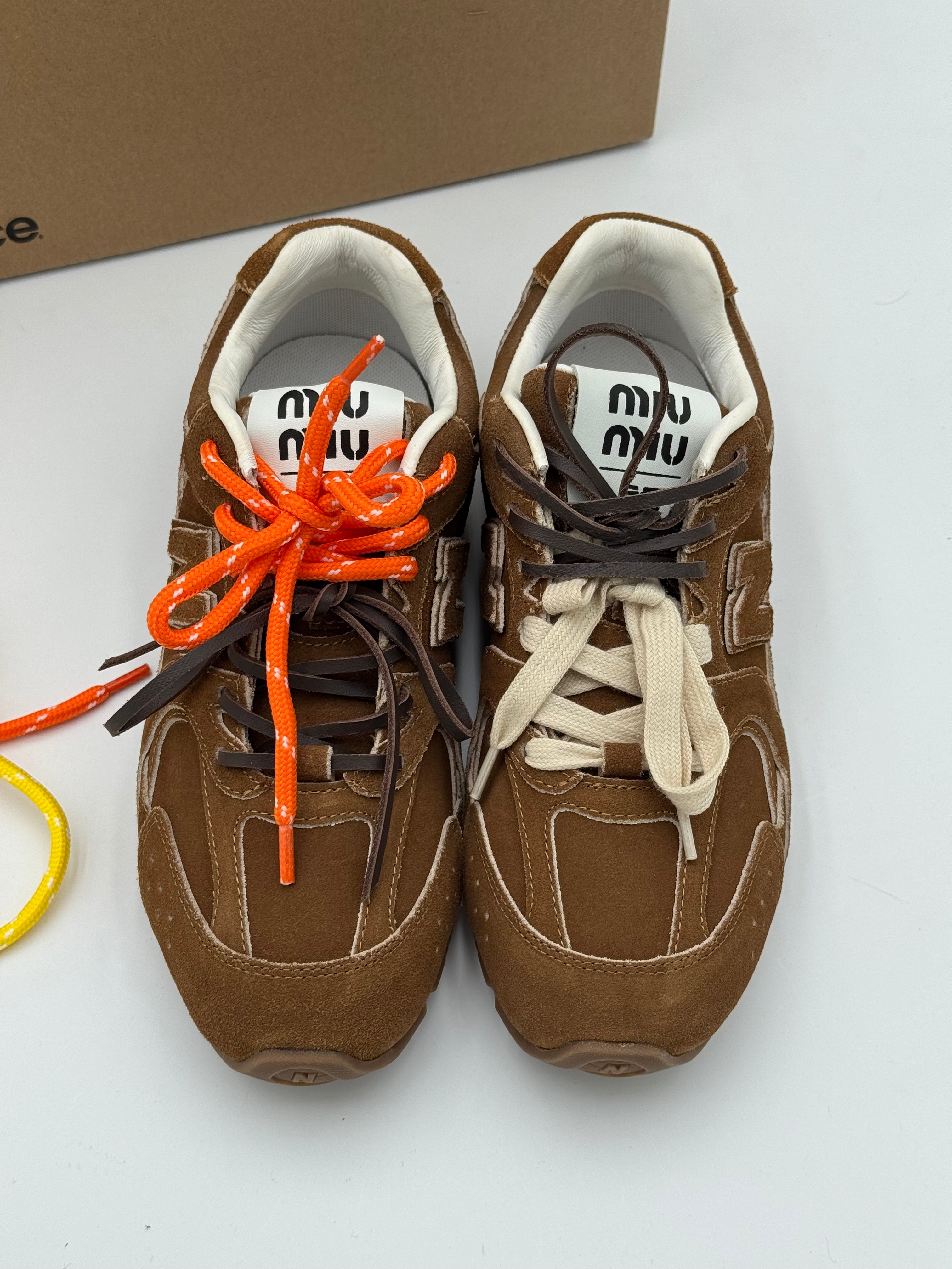Sneakers new