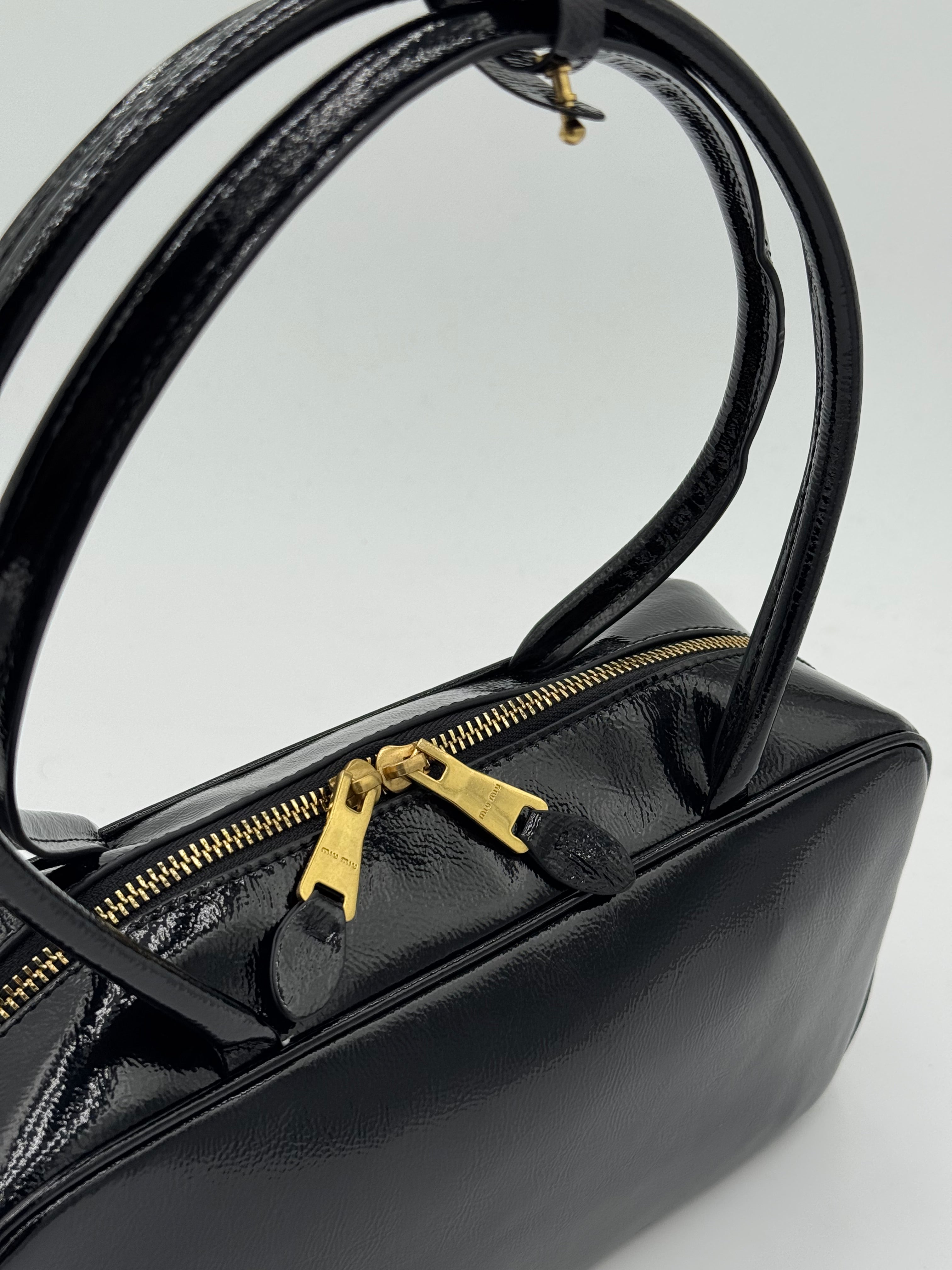 Borsa vernice 28cm